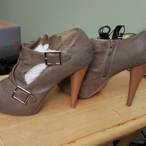 5 inch crinkle heels